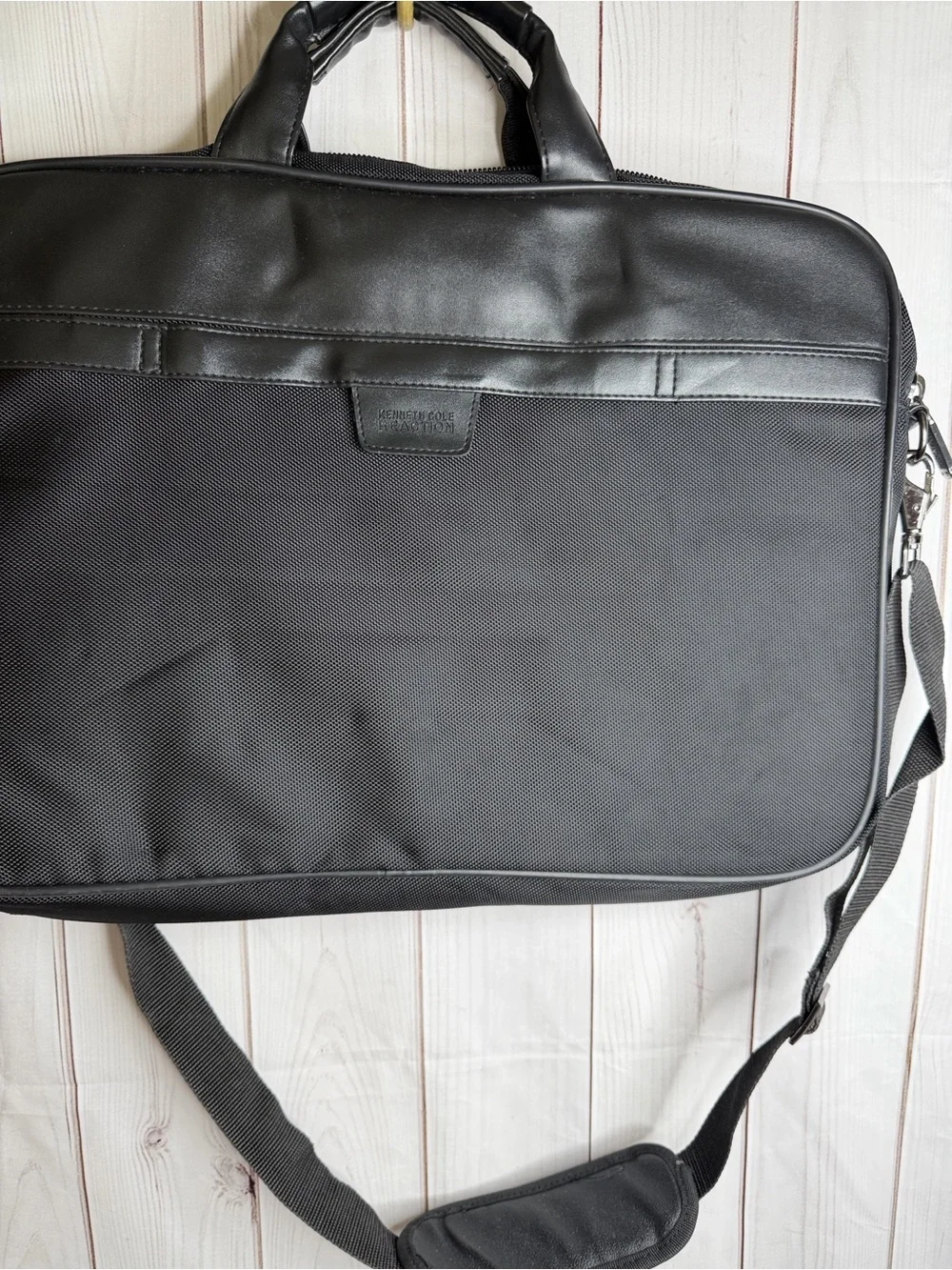 Kenneth Cole Black Business Briefcase with Shoulder Strap R-Tech